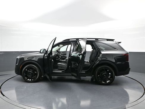Certified 2024 Kia Sorento SX image 45