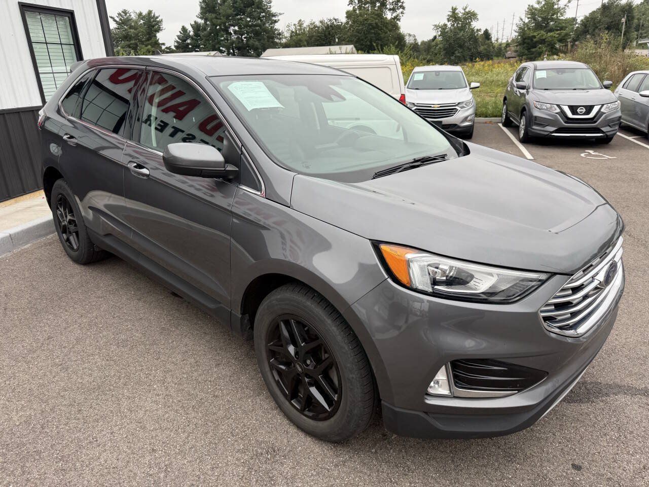 Used 2021 Ford Edge SEL w/ Convenience Package AWD/4WD image 5