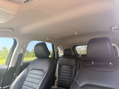 Used 2020 Ford Edge SEL w/ Convenience Package FWD image 16