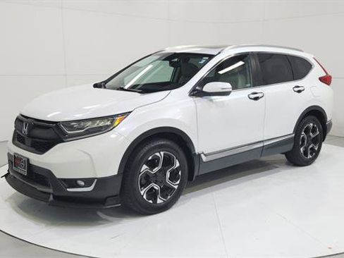 Used 2019 Honda CR-V Touring image 3