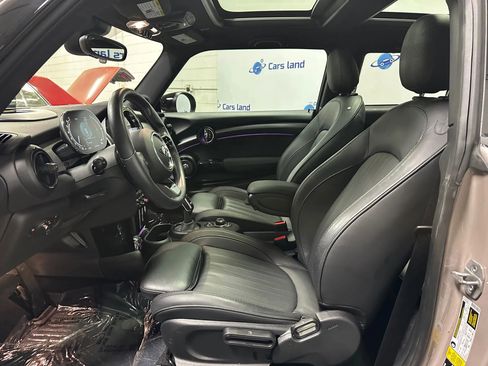 Used 2024 MINI Cooper S image 10