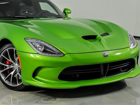 Used 2014 SRT Viper GTS RWD image 3