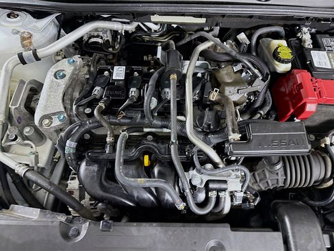 Used 2020 Nissan Sentra SV image 39