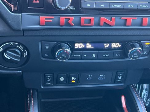 Used 2025 Nissan Frontier PRO-4X w/ Pro Premium Package image 20