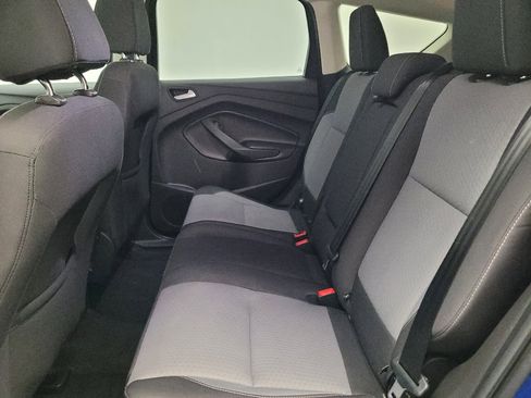 Used 2017 Ford Escape SE AWD/4WD image 18