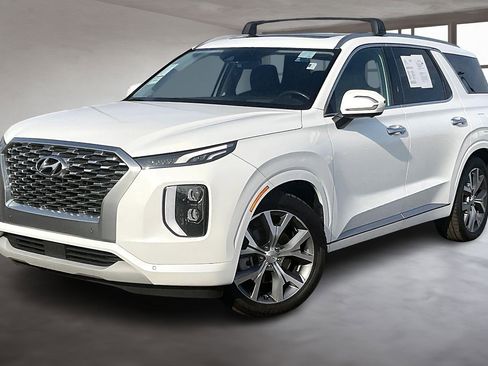 Used 2022 Hyundai Palisade Limited image 3
