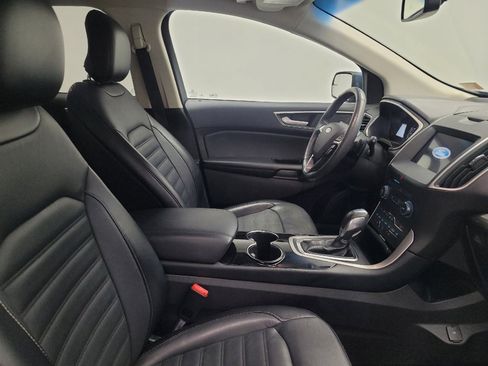 Used 2018 Ford Edge SEL w/ Equipment Group 201A AWD/4WD image 21
