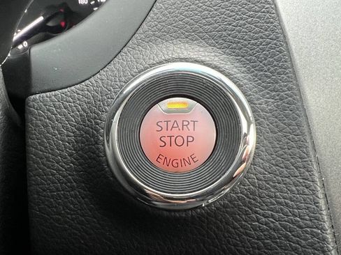 Used 2015 Nissan Altima 2.5 SV w/ Convenience Package FWD image 19