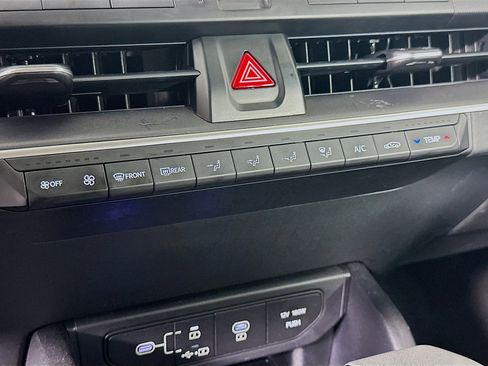 Used 2025 Kia K4 FWD image 23