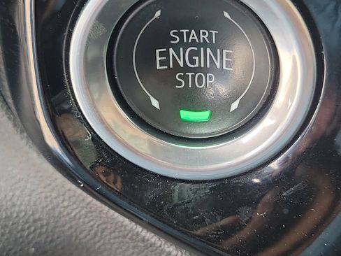 Used 2025 Chevrolet Silverado 1500 LT image 25