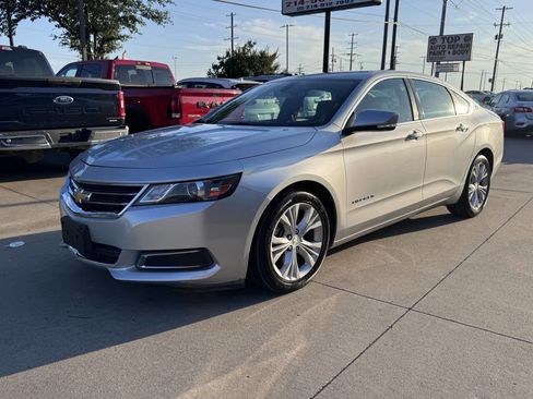 Used 2015 Chevrolet Impala LT w/ Convenience Package FWD image 1