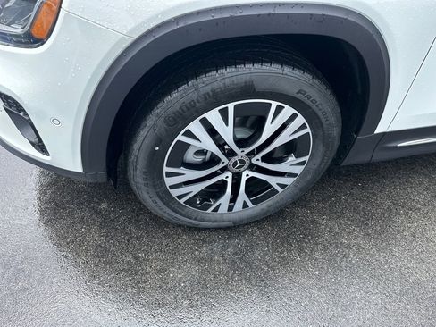 New 2025 Mercedes-Benz GLB 250 4MATIC image 14