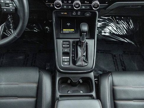Used 2025 Honda CR-V Sport Touring image 19