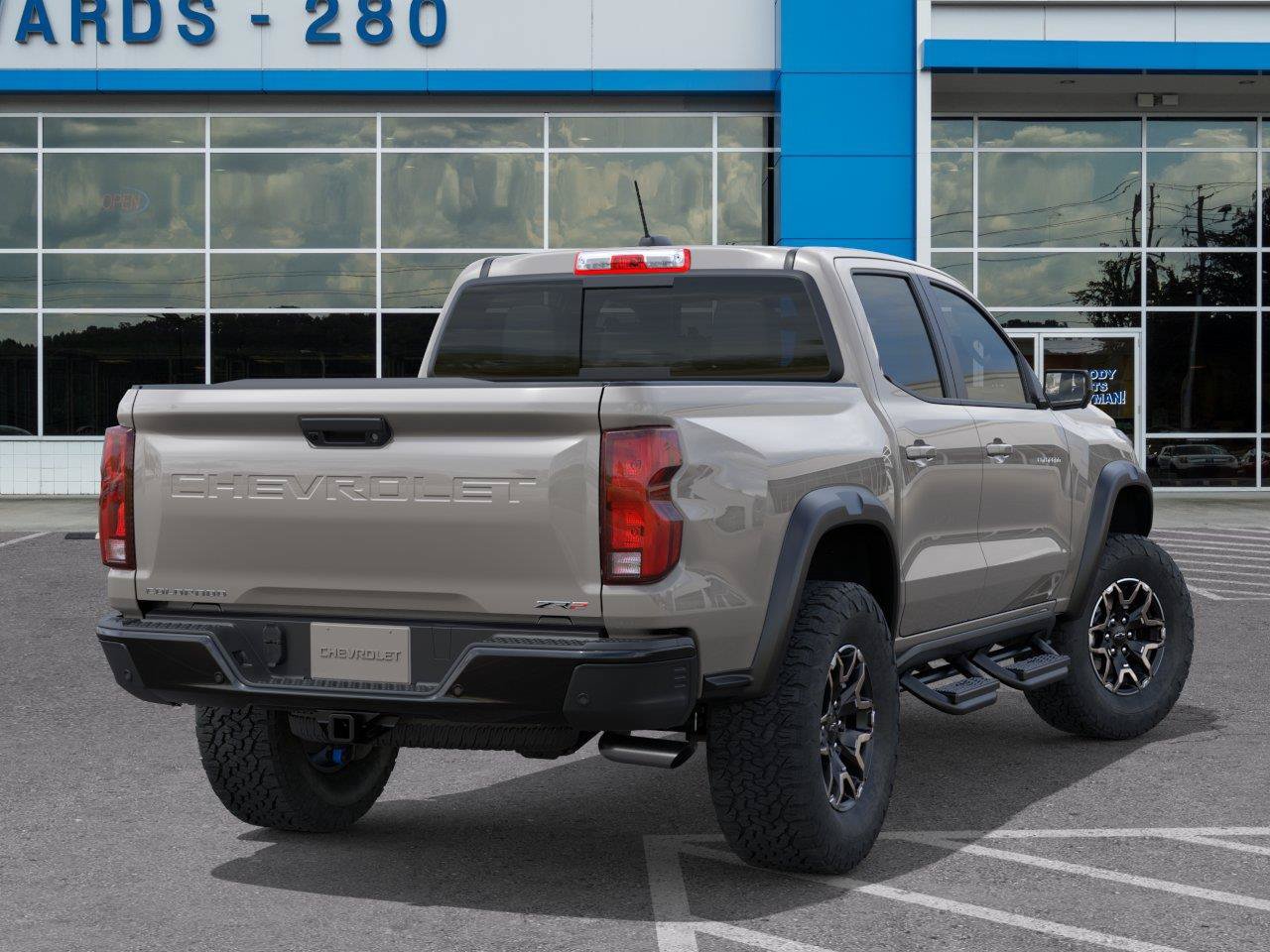 New 2026 Chevrolet Colorado ZR2 w/ Technology Package AWD/4WD image 4