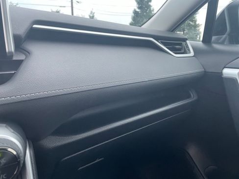 Used 2025 Toyota RAV4 LE image 30