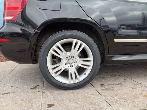 Used 2015 Mercedes-Benz GLK 350 4MATIC image 11