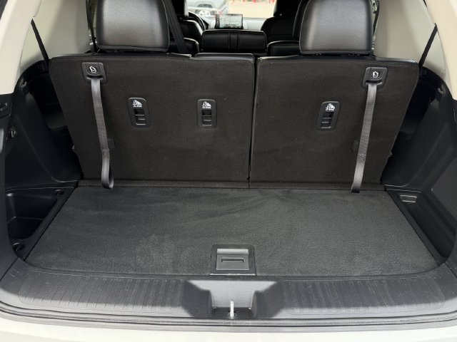Used 2023 Honda Pilot Touring image 29
