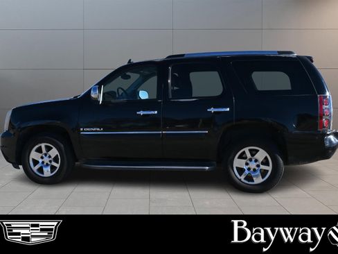 Used 2008 GMC Yukon Denali image 4