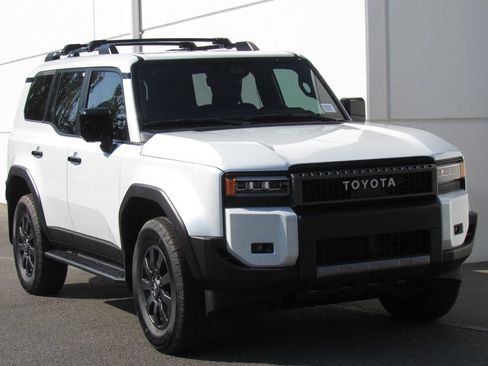 Used 2027 Toyota Land Cruiser w/ Premium Package AWD/4WD image 2