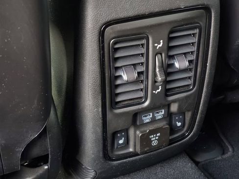 Used 2024 Dodge Durango R/T image 35