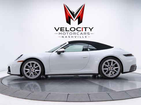 Used 2025 Porsche 911 Carrera w/ Premium Package image 9