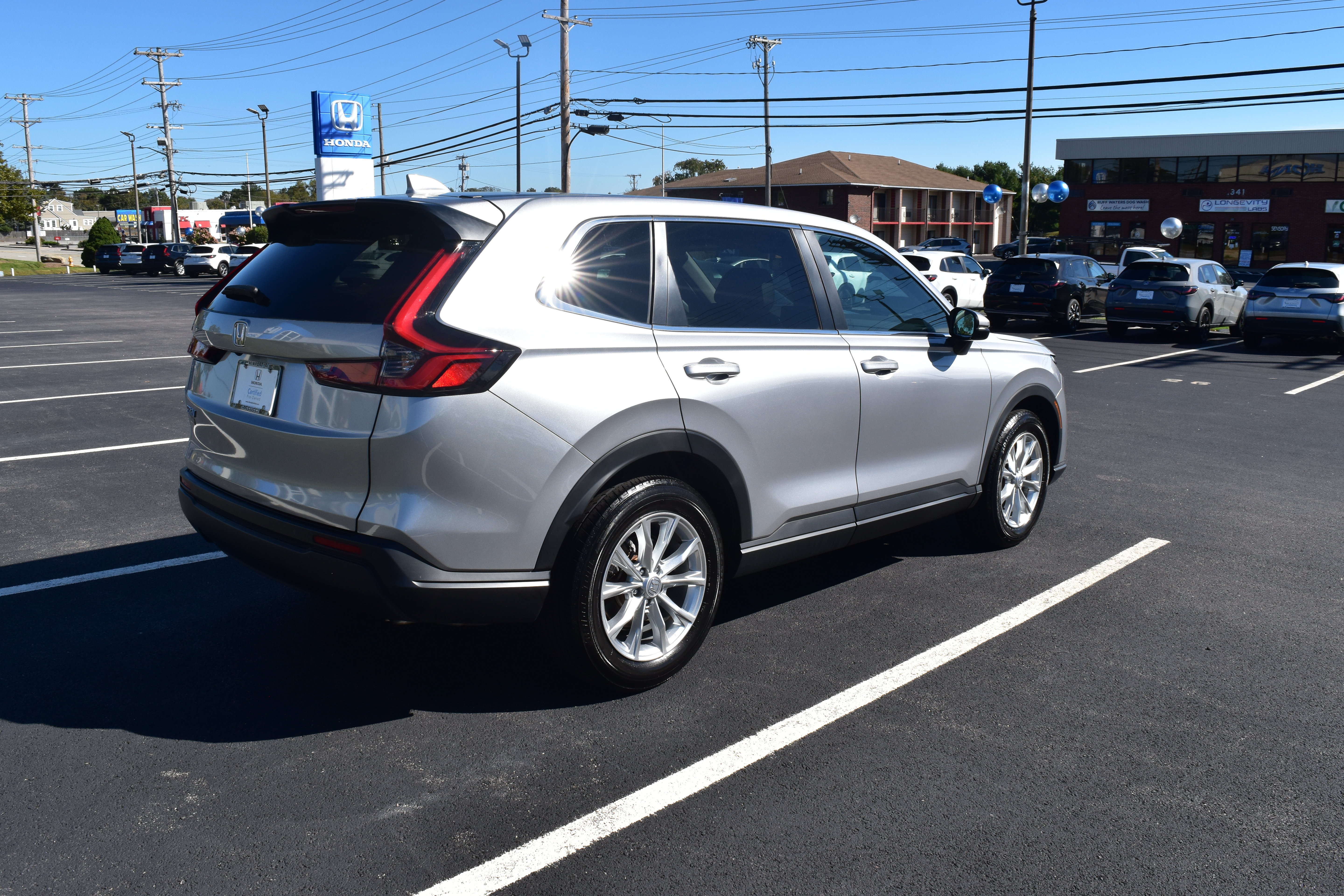 Used 2024 Honda CR-V EX-L image 3