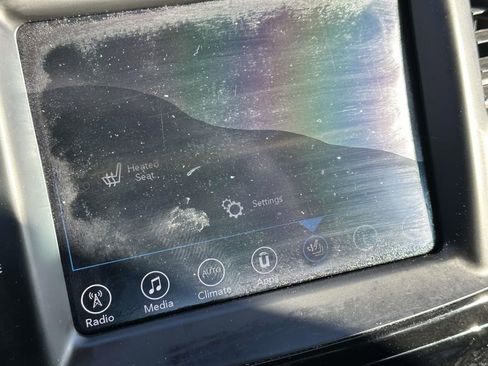 Used 2017 Chrysler 300 S image 28