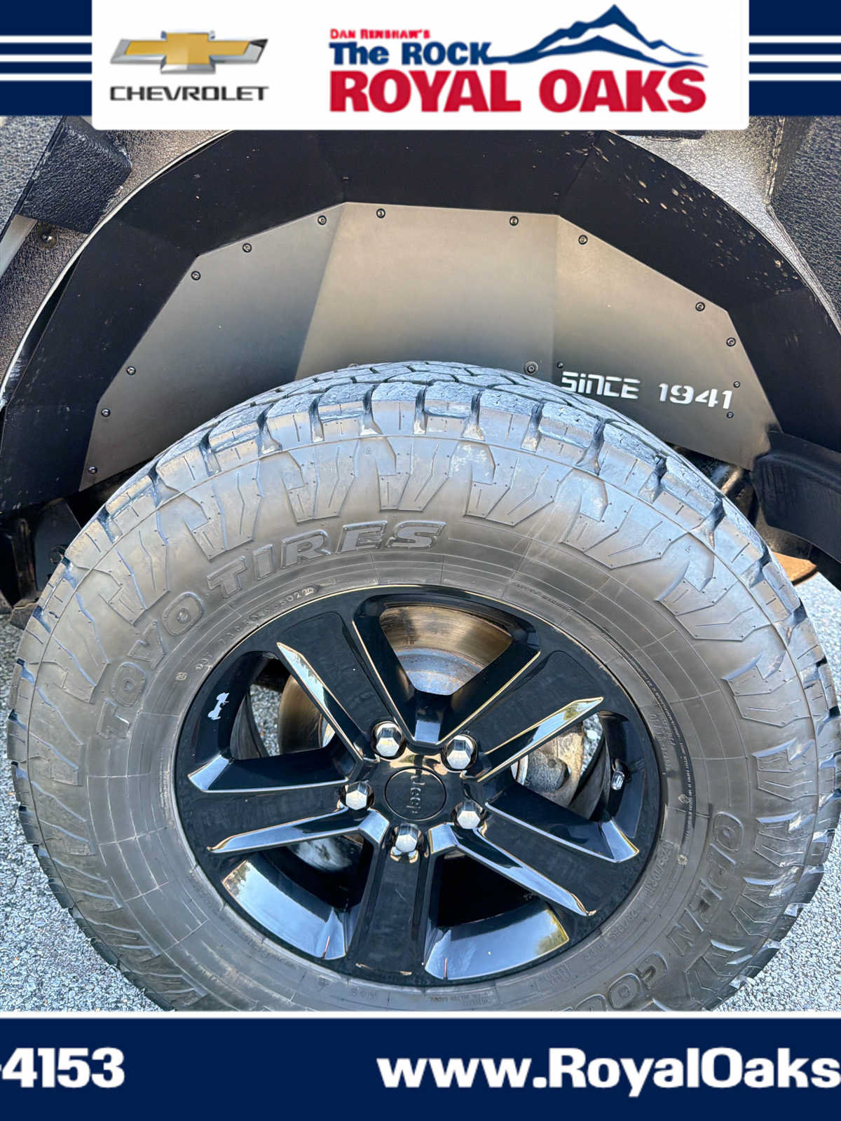 Used 2020 Jeep Wrangler Unlimited Sahara AWD/4WD image 4