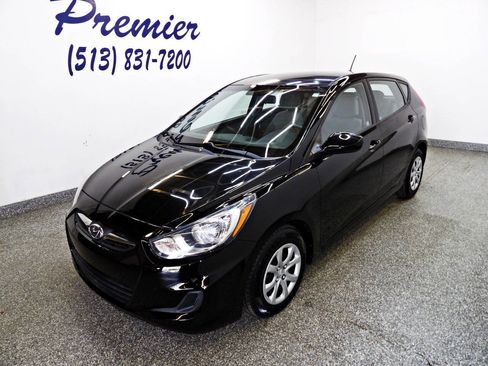 Used 2014 Hyundai Accent GS FWD image 1