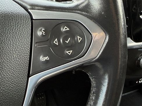 Used 2021 Chevrolet Traverse LT w/ LT Premium Package image 20