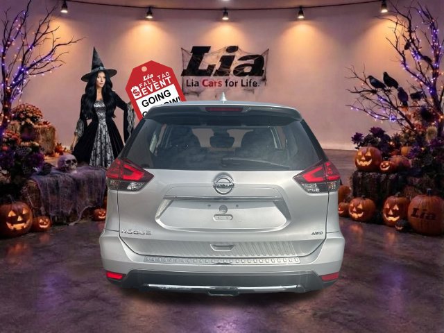 Used 2018 Nissan Rogue S AWD/4WD image 4