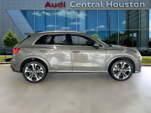 Used 2021 Audi Q3 2.0T Premium Plus w/ Premium Plus Package image 8