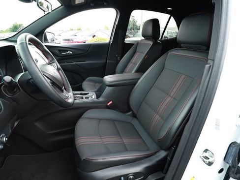 Used 2024 Chevrolet Equinox RS FWD image 22