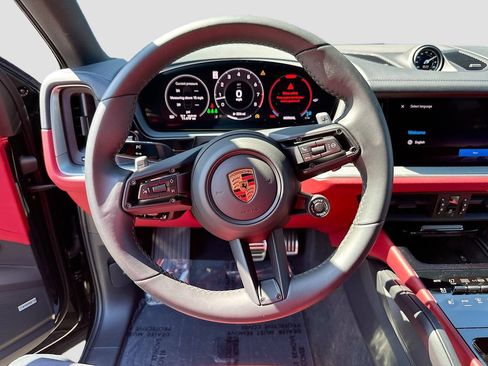 Certified 2026 Porsche Cayenne S AWD/4WD image 12