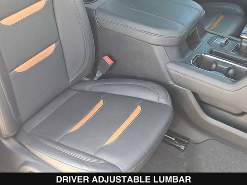 Used 2025 GMC Sierra 1500 AT4 w/ AT4 Premium Package AWD/4WD image 34