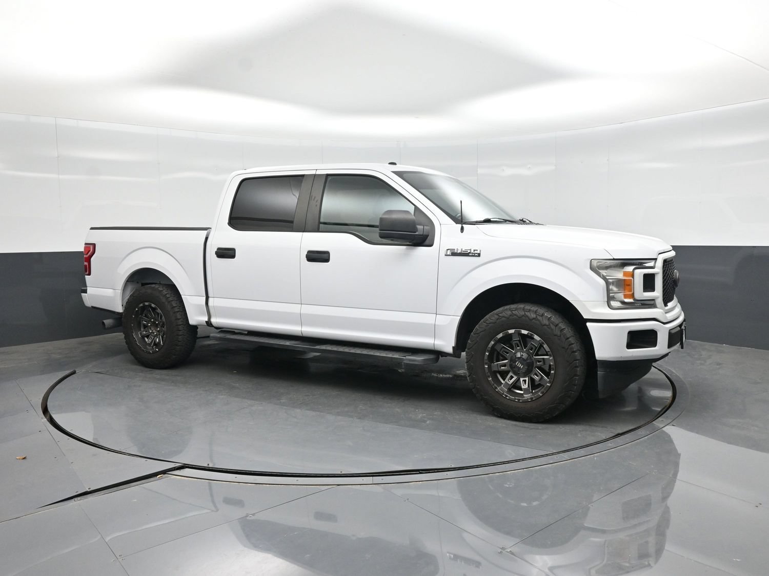 Used 2019 Ford F150 XL w/ Equipment Group 101A Mid RWD image 12