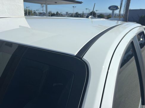 Used 2025 GMC Canyon AT4 w/ AT4 Premium Package image 12