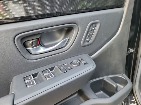 Certified 2025 Honda Pilot Elite image 24