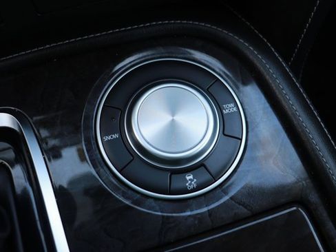 Used 2022 INFINITI QX80 Luxe image 19