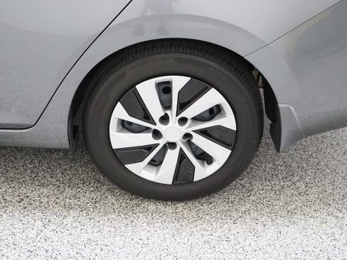 Used 2025 Nissan Sentra S FWD image 10
