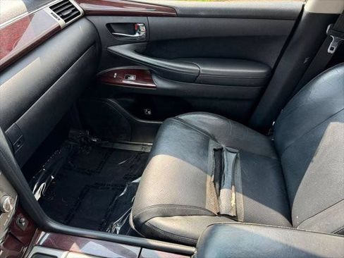 Used 2014 Lexus LX 570 4WD image 62