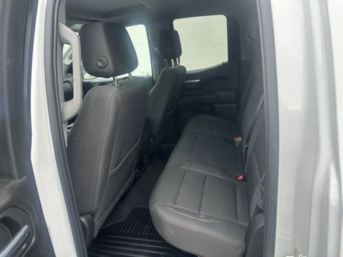 Used 2023 Chevrolet Silverado 1500 Custom image 7