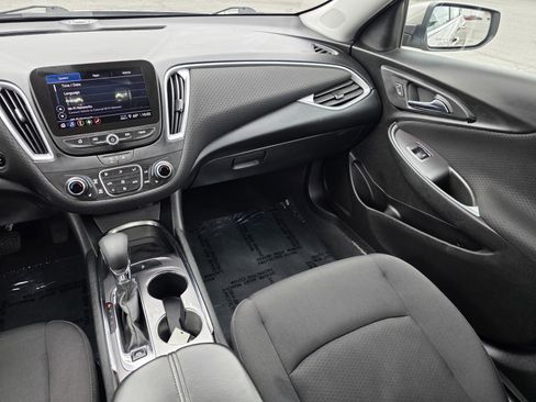 Used 2023 Chevrolet Malibu LT image 18