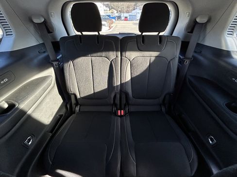 Used 2023 Jeep Grand Cherokee L Laredo w/ Luxury Tech Group I image 41