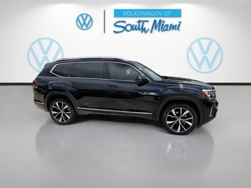 Certified 2024 Volkswagen Atlas SEL Premium R-Line AWD/4WD image 8
