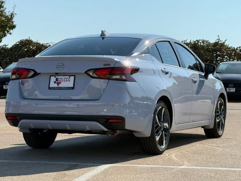 New 2025 Nissan Versa SR w/ Trunk Package image 9