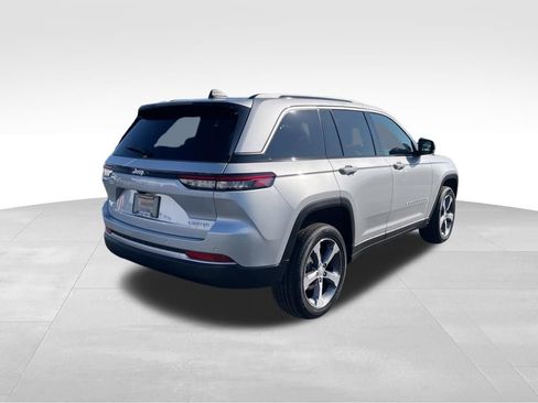 New 2026 Jeep Grand Cherokee Limited RWD image 7