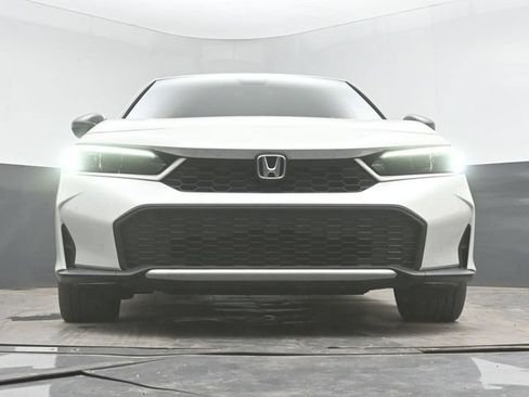Used 2025 Honda Civic Sport image 29