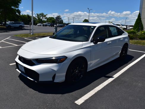 Certified 2025 Honda Civic Sport image 1