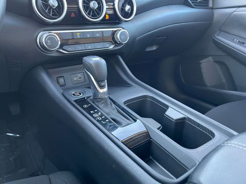 Used 2025 Nissan Sentra S image 39